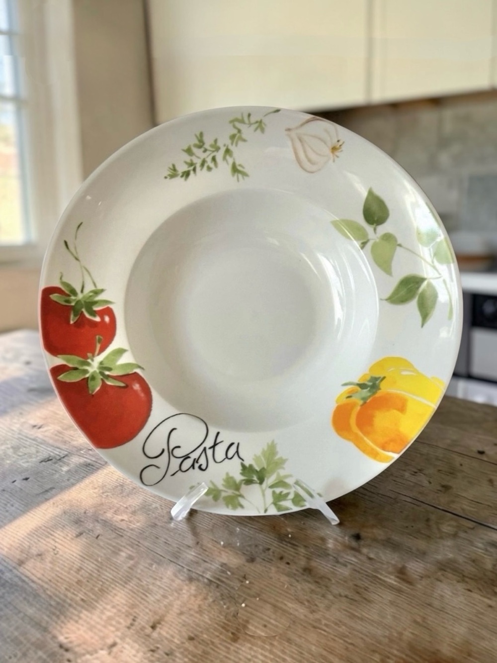 VTG Crofton Large Pasta Serving Bowl 11.8” Tomatoes Pepper Garlic
Herbs - C4R5